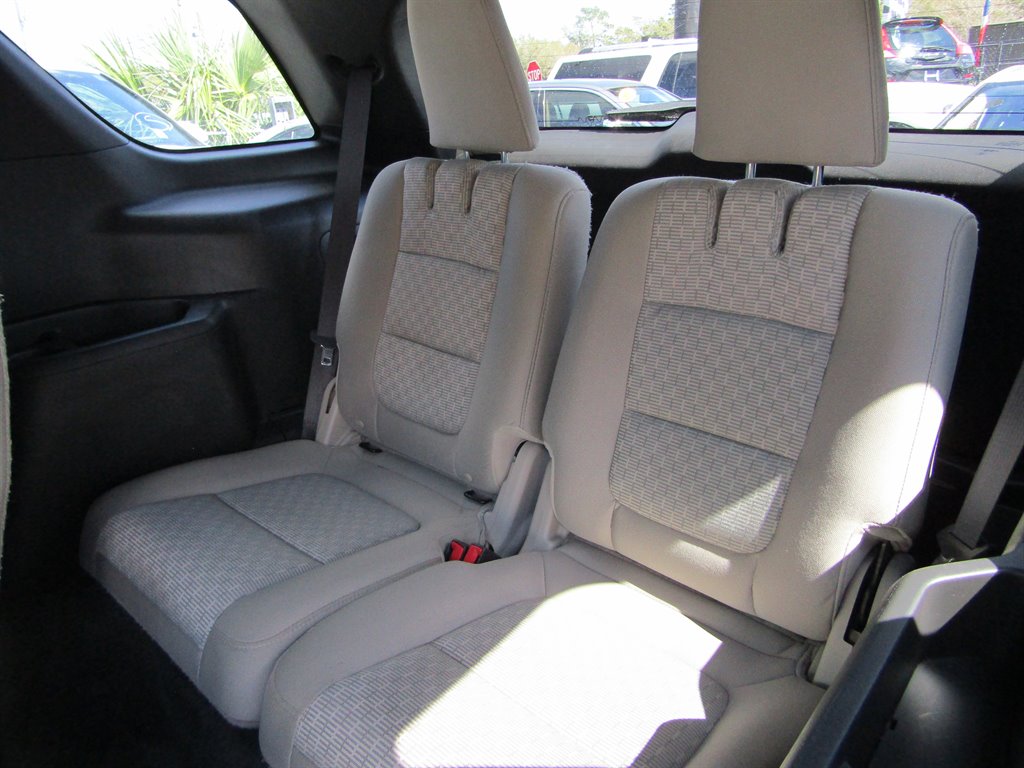 2013 Ford Explorer XLT photo