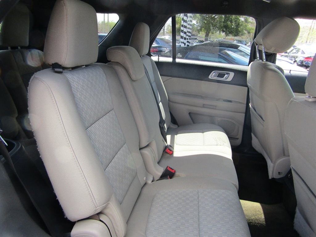 2013 Ford Explorer XLT photo