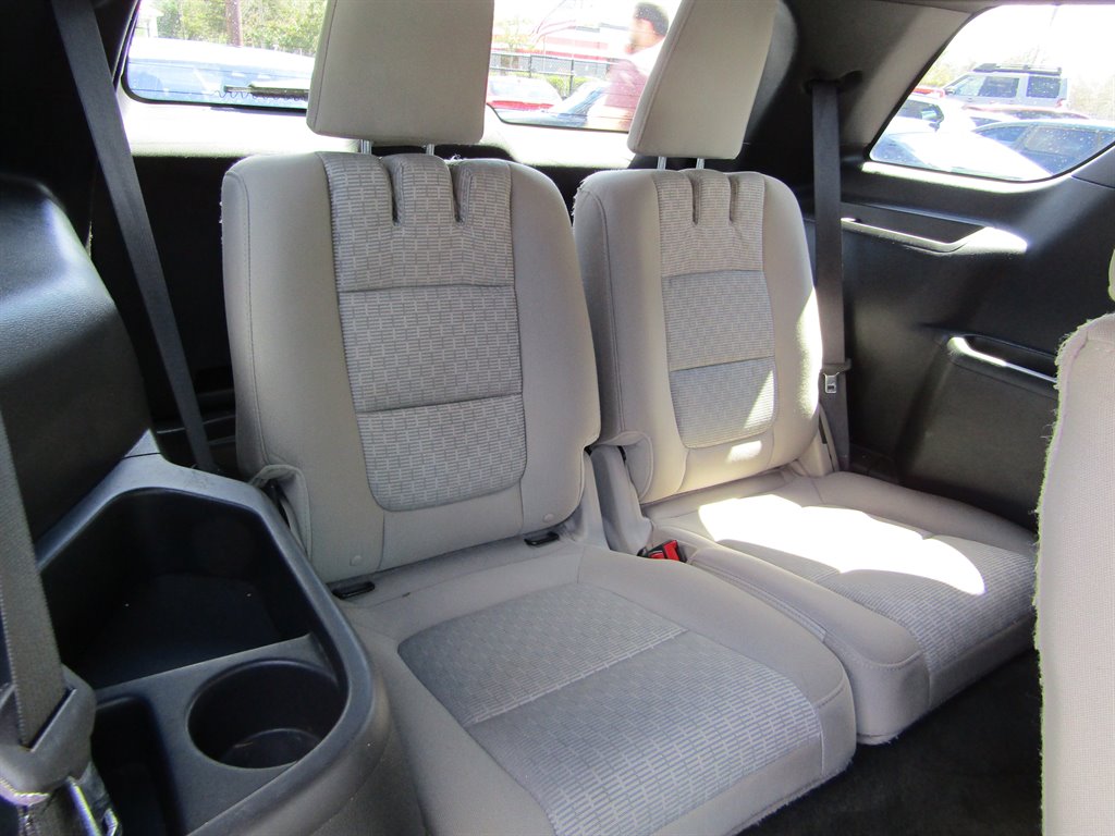 2013 Ford Explorer XLT photo
