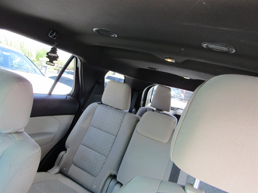 2013 Ford Explorer XLT photo