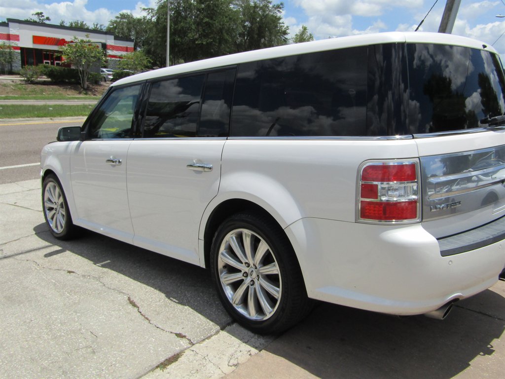 2013 Ford Flex - $6,999