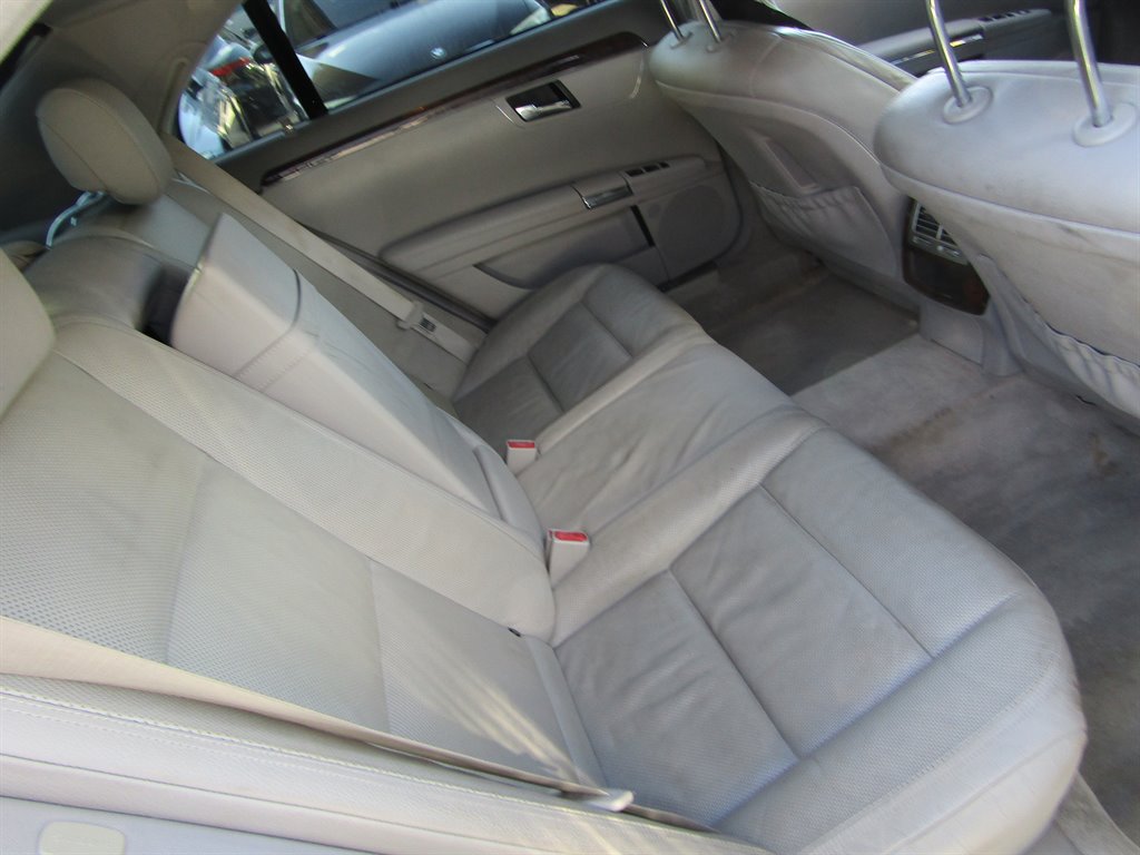 2013 Mercedes-Benz S-class - $8,400