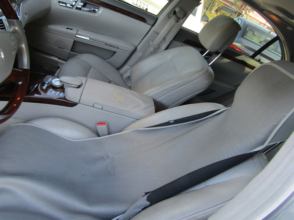 2013 Mercedes-Benz S-class - $8,400