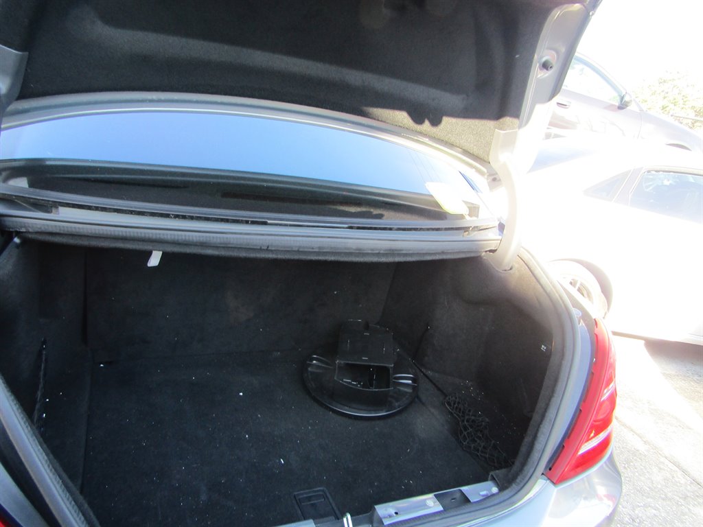 2013 Mercedes-Benz S-class - $8,400