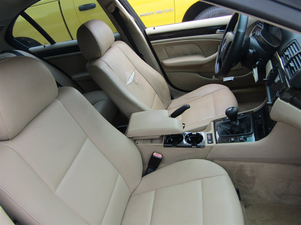 2001 BMW 325i - $3,500