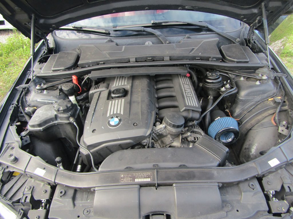 2012 BMW Legend 328i photo