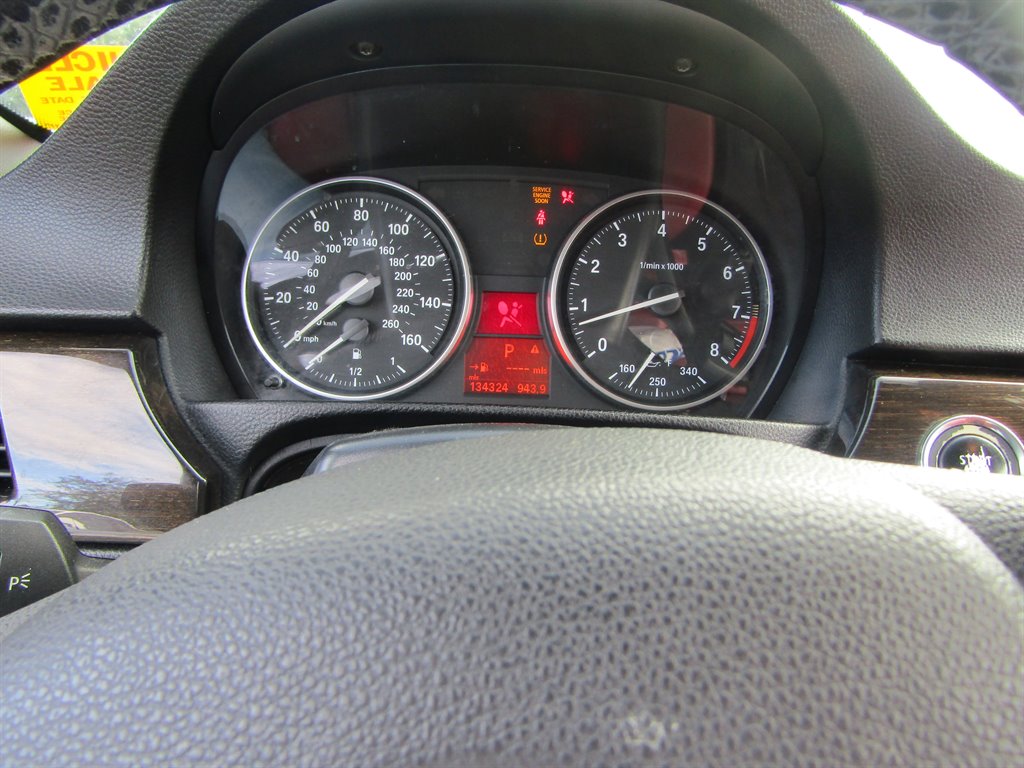 2012 BMW Legend 328i photo