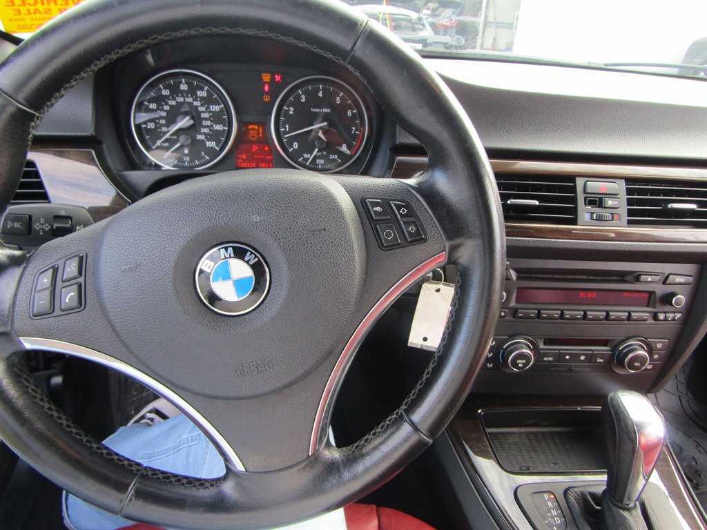 2012 BMW Legend 328i photo
