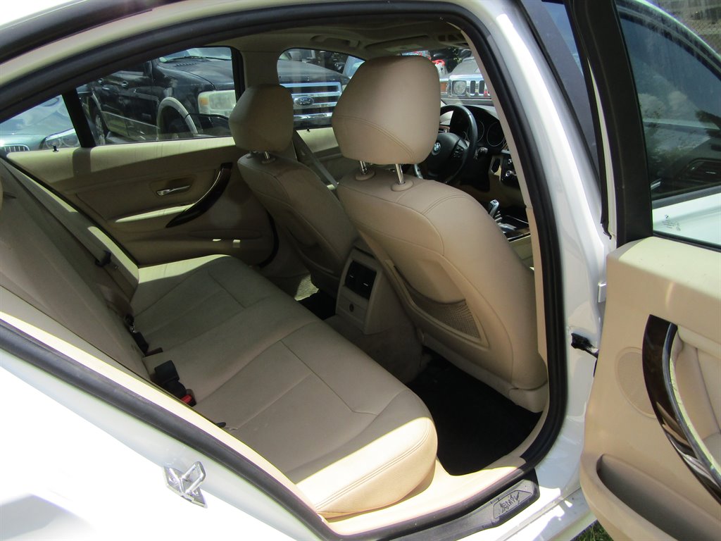 2013 BMW MDX 328i photo