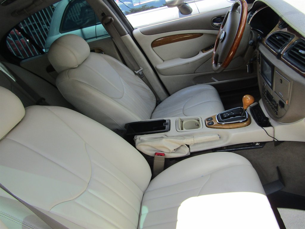2001 Jaguar S-Type - $5,500