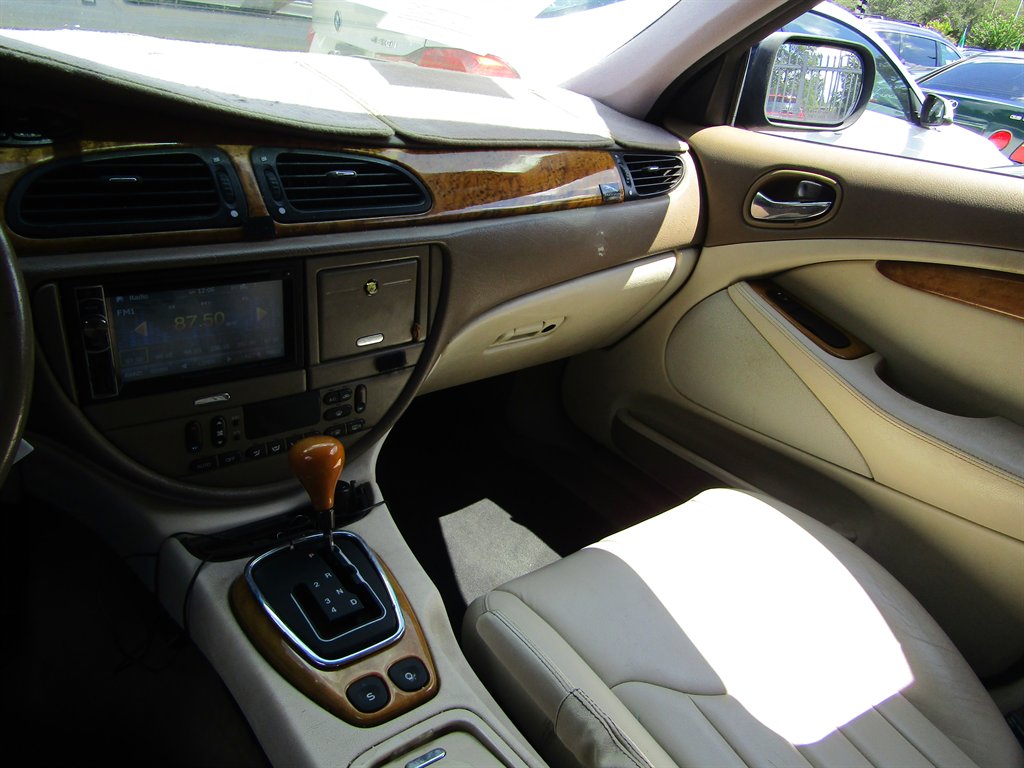 2001 Jaguar S-Type - $5,500