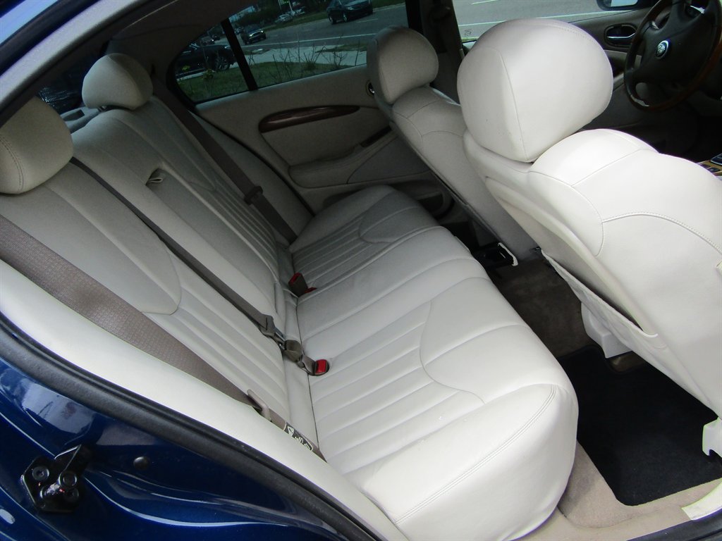 2001 Jaguar S-Type - $5,500