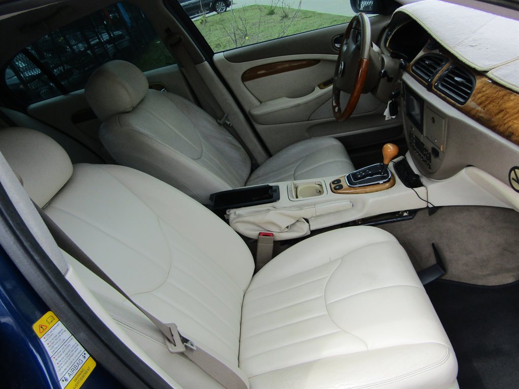 2001 Jaguar S-Type - $5,500