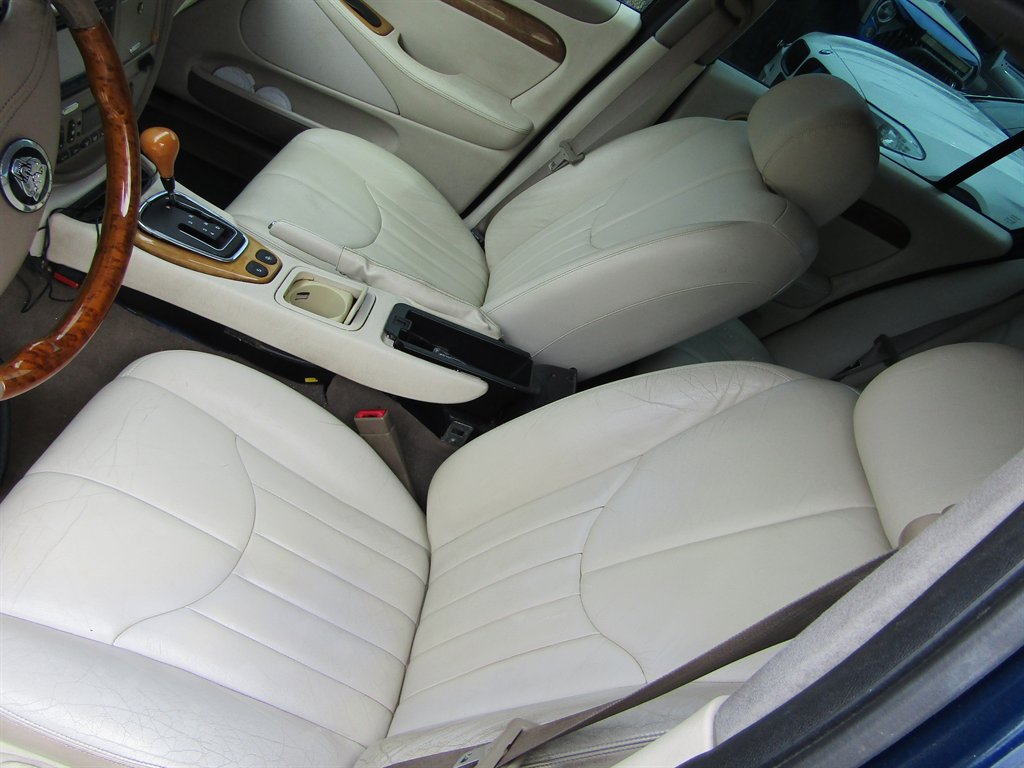 2001 Jaguar S-Type - $5,500