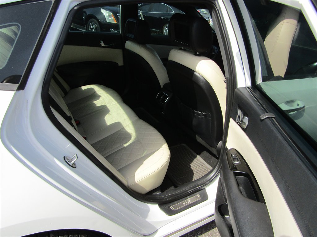 2016 Kia Optima - $10,999