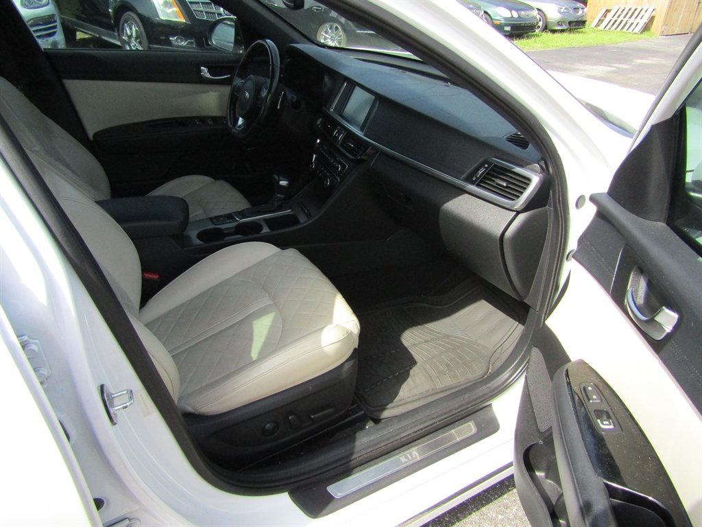 2016 Kia Optima - $10,999