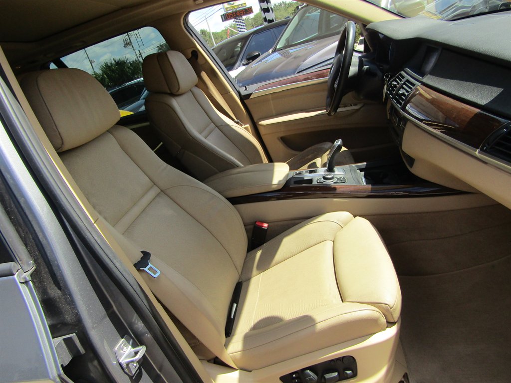 2013 BMW X5 - $7,999