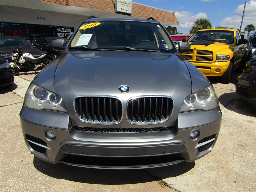 2013 BMW X5 - $7,999