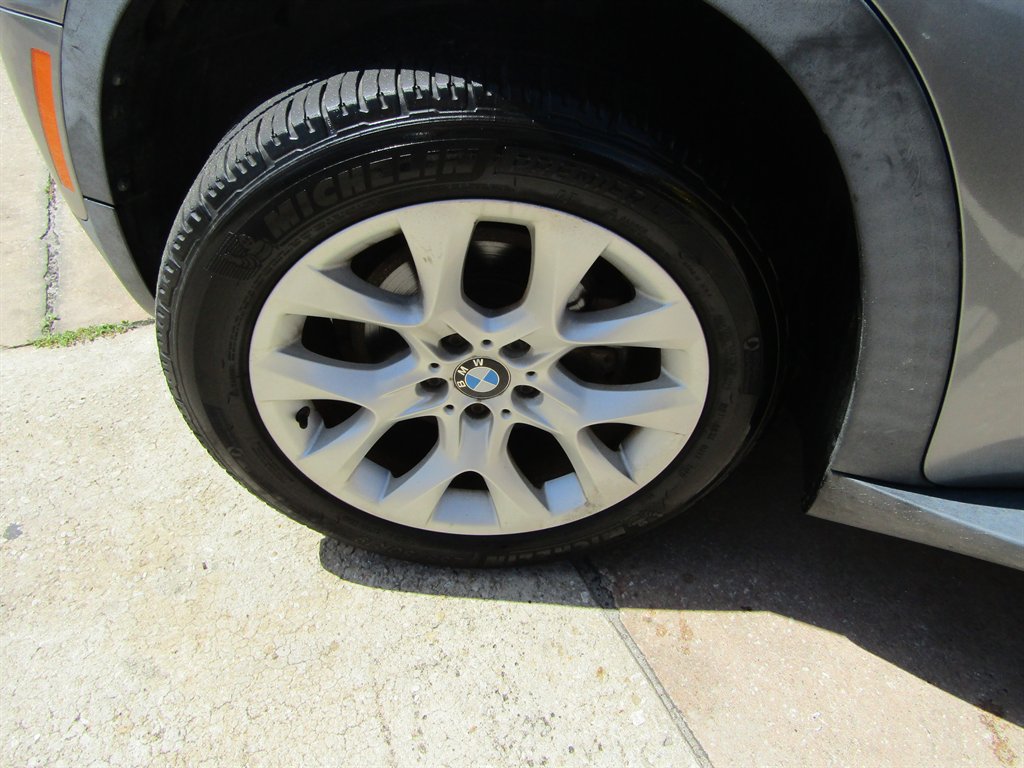 2013 BMW X5 - $7,999