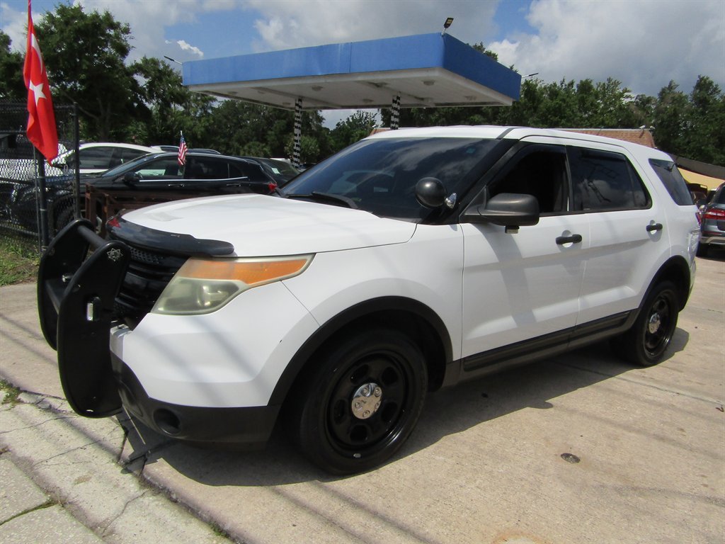 2013 Ford Explorer - $9,900