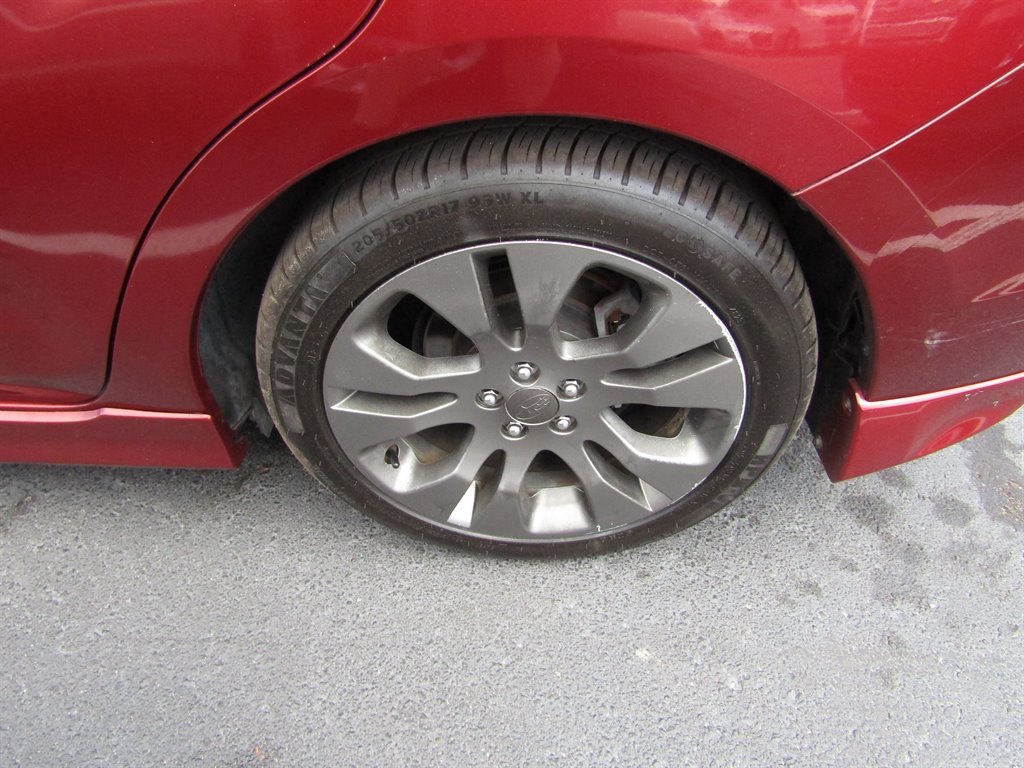 2012 Subaru Impreza 2.0i Sport Limited photo