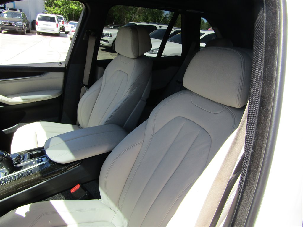2014 BMW X5 xDrive50i photo