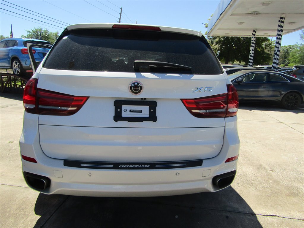 2014 BMW X5 xDrive50i photo