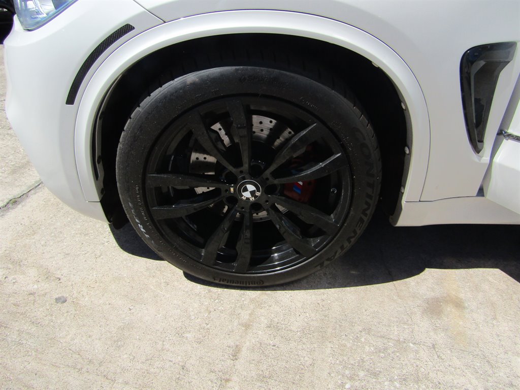 2014 BMW X5 xDrive50i photo
