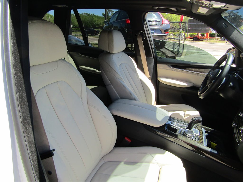 2014 BMW X5 xDrive50i photo