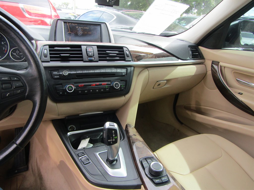 2013 BMW 320i - $6,799