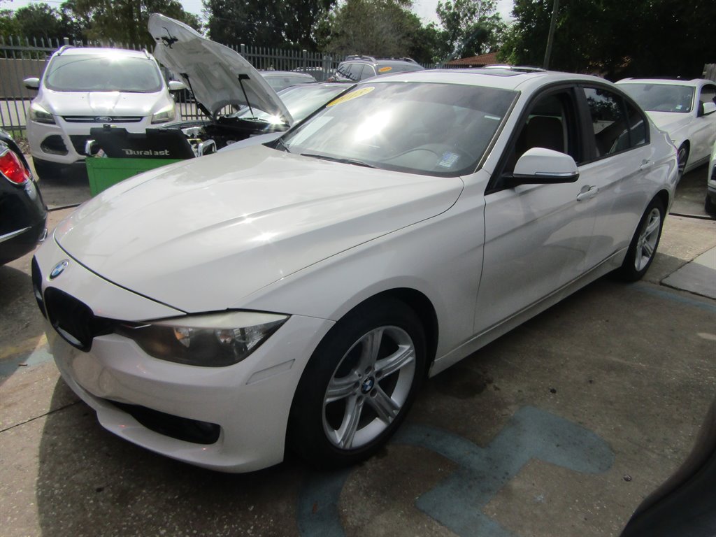 2013 BMW 320i - $6,799