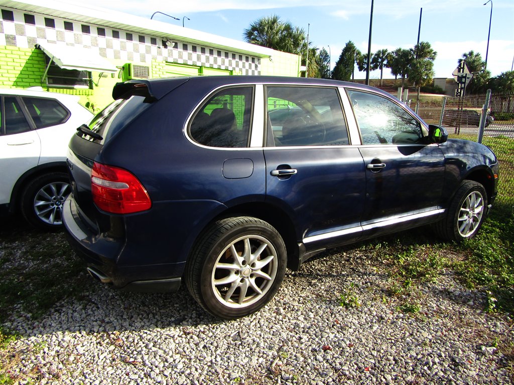 2008 Porsche Cayenne photo