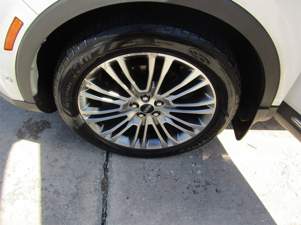2016 Lincoln MKX - $8,000