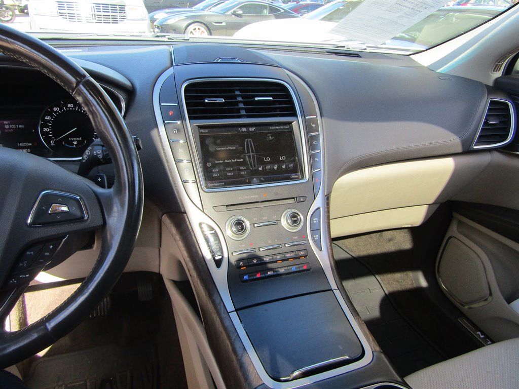 2016 Lincoln MKX - $8,000