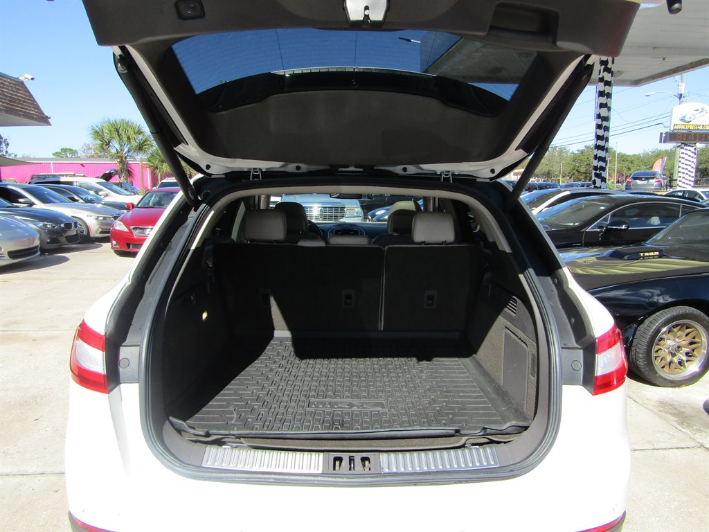 2016 Lincoln MKX - $8,000