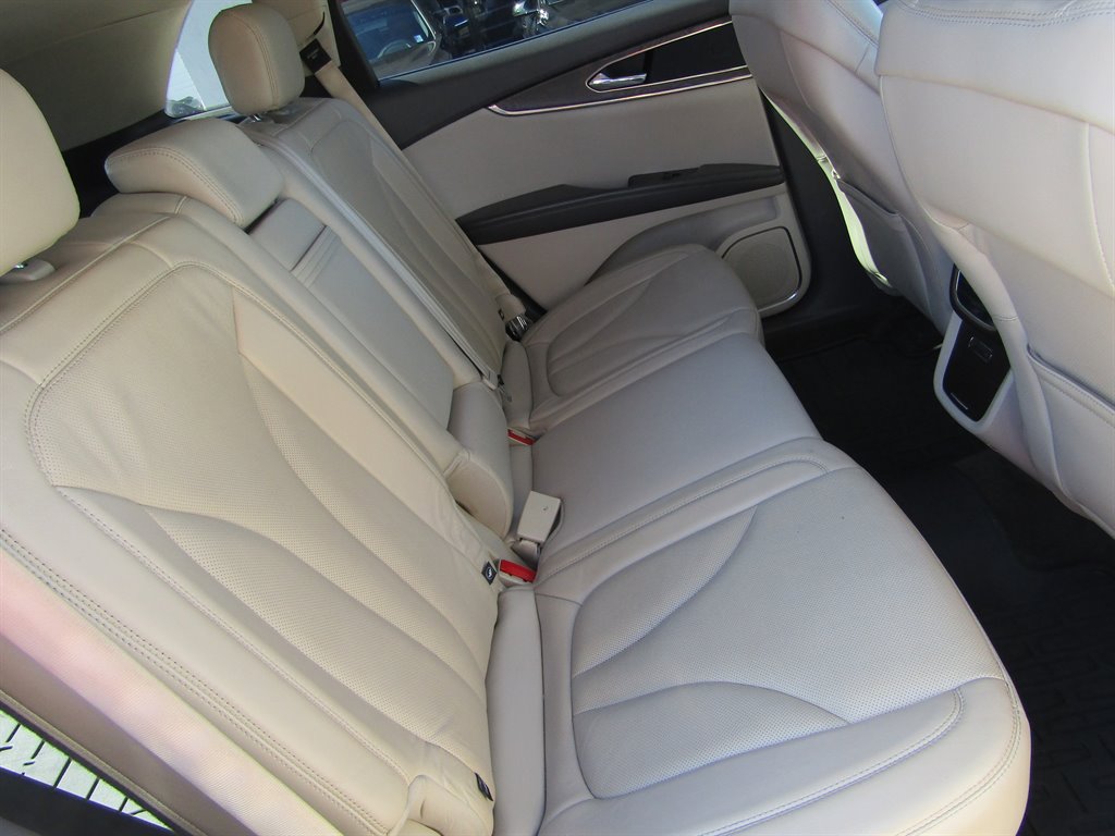 2016 Lincoln MKX - $8,000