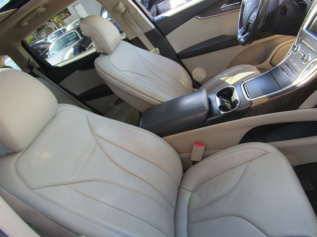 2016 Lincoln MKX - $8,000