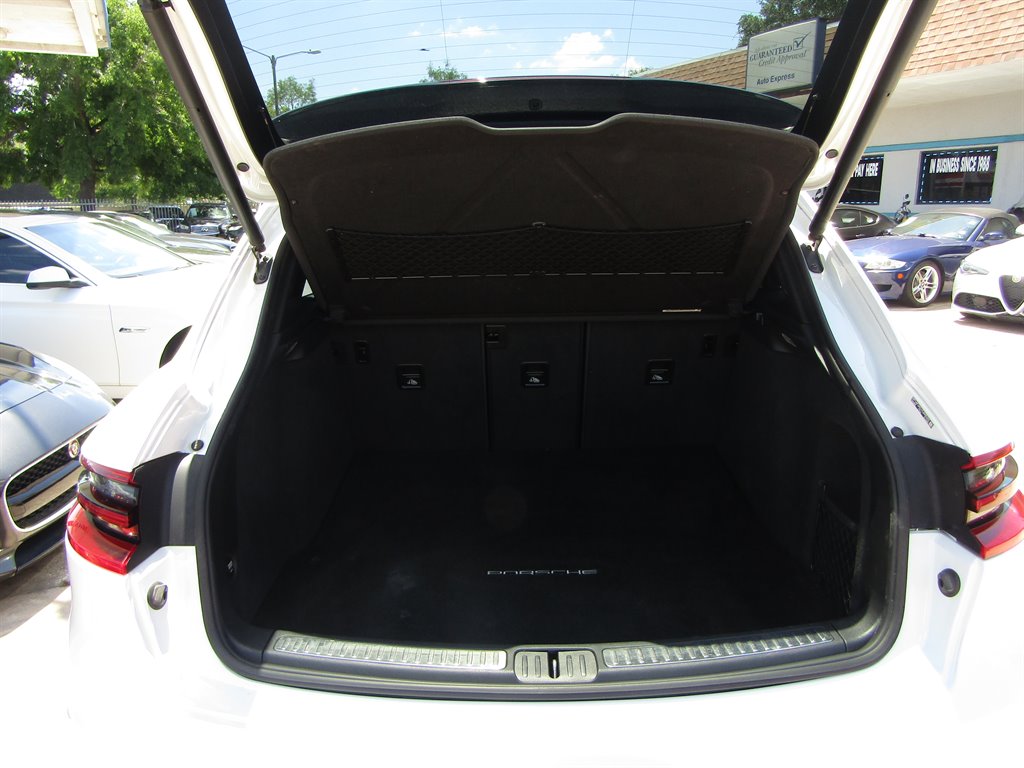 2015 Porsche Macan - $15,150