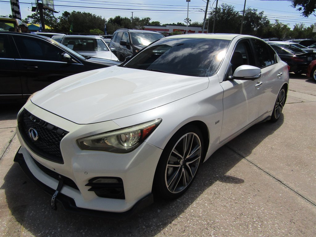 2017 INFINITI Q50 - $10,999