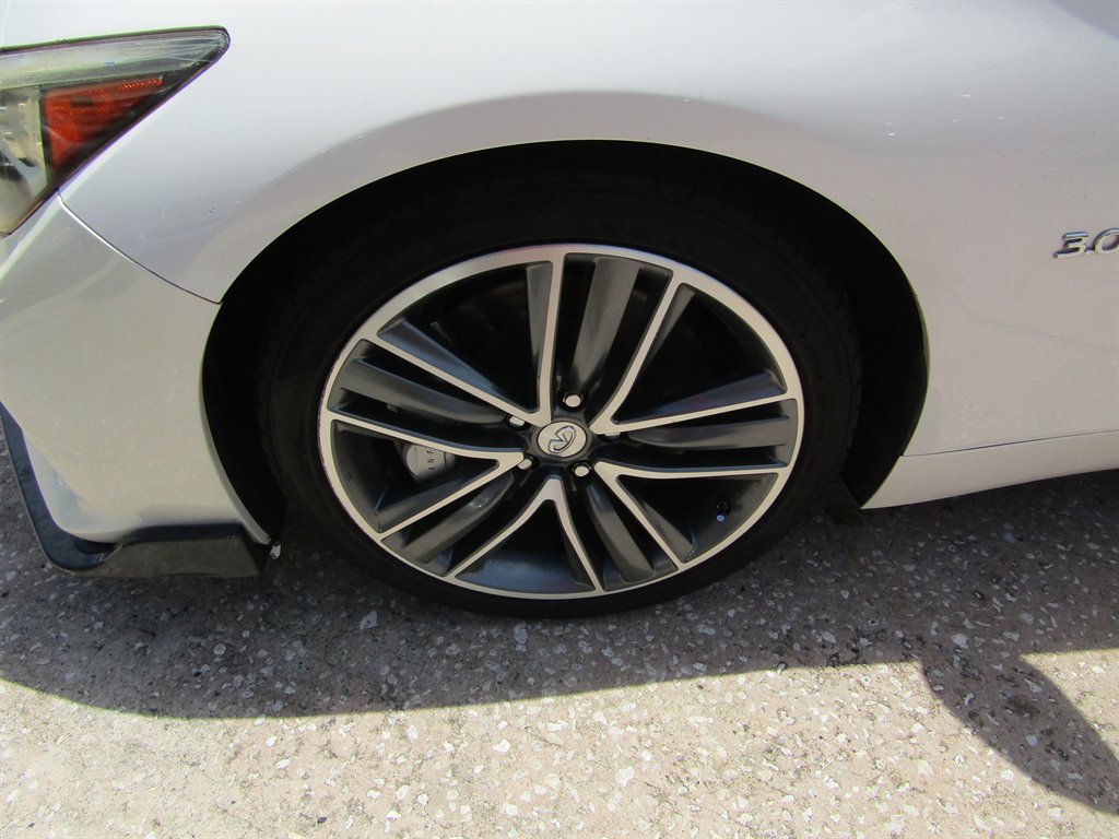 2017 INFINITI Q50 - $10,999
