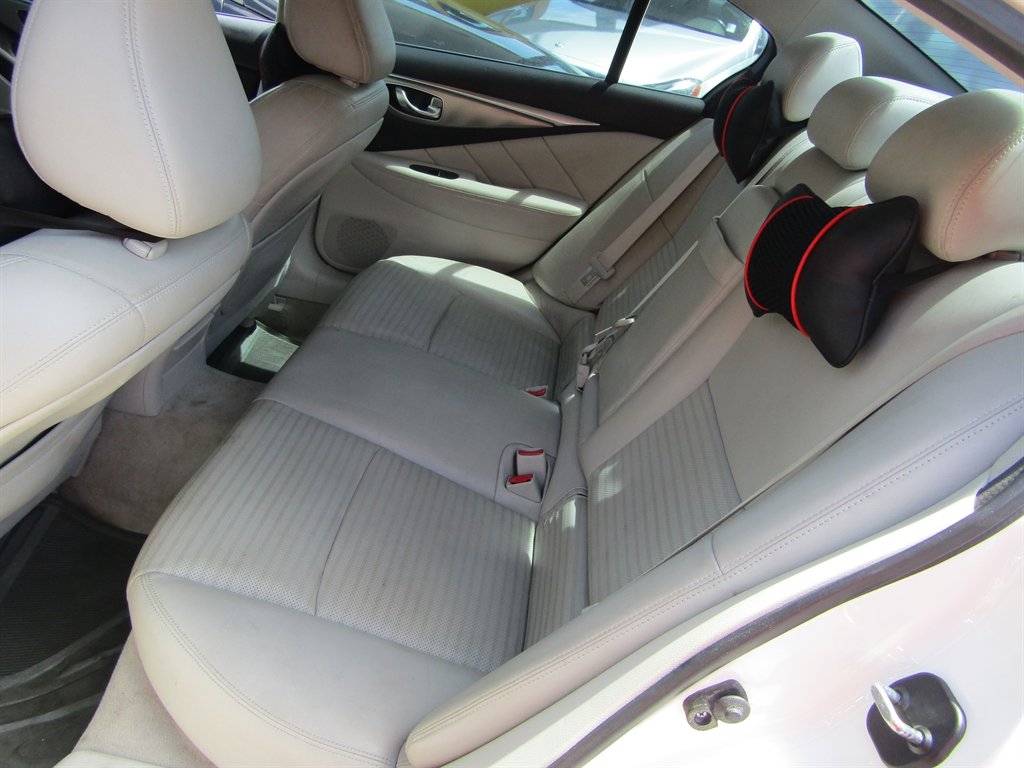 2017 INFINITI Q50 - $10,999