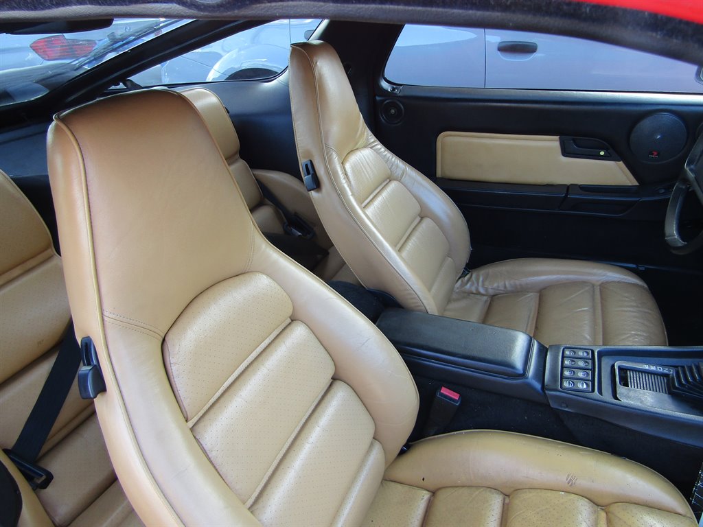 1988 Porsche 924 - $21,999