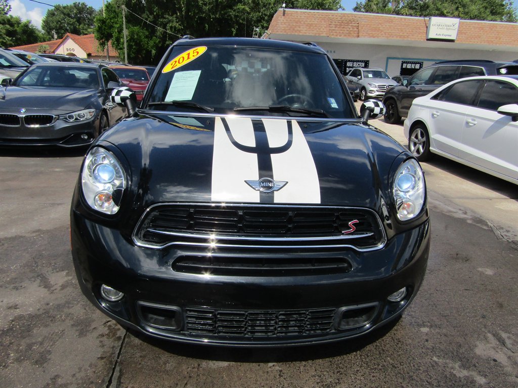 2015 MINI Countryman - $6,999