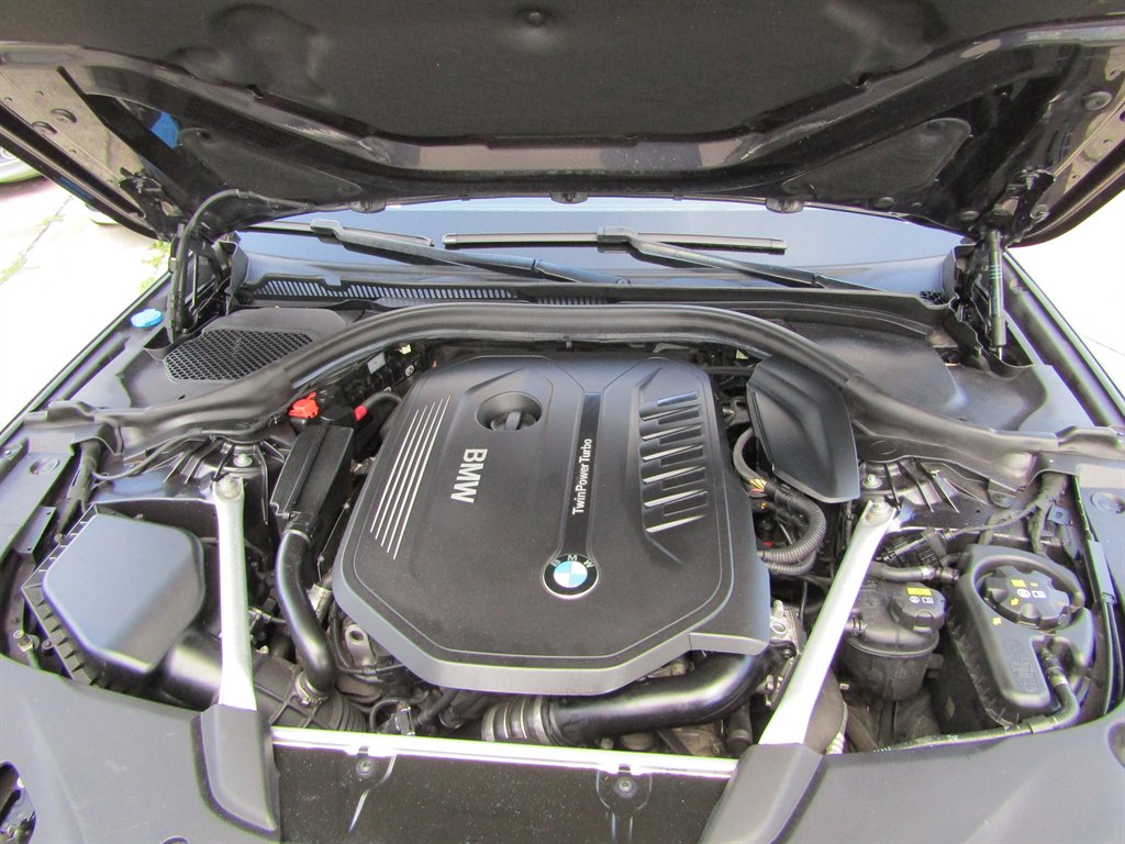 2019 BMW 540i - $17,999