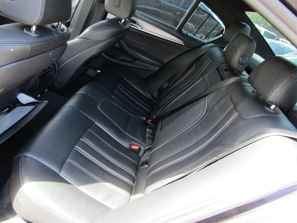 2019 BMW 540i - $17,999