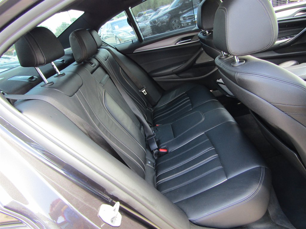 2019 BMW 540i - $17,999