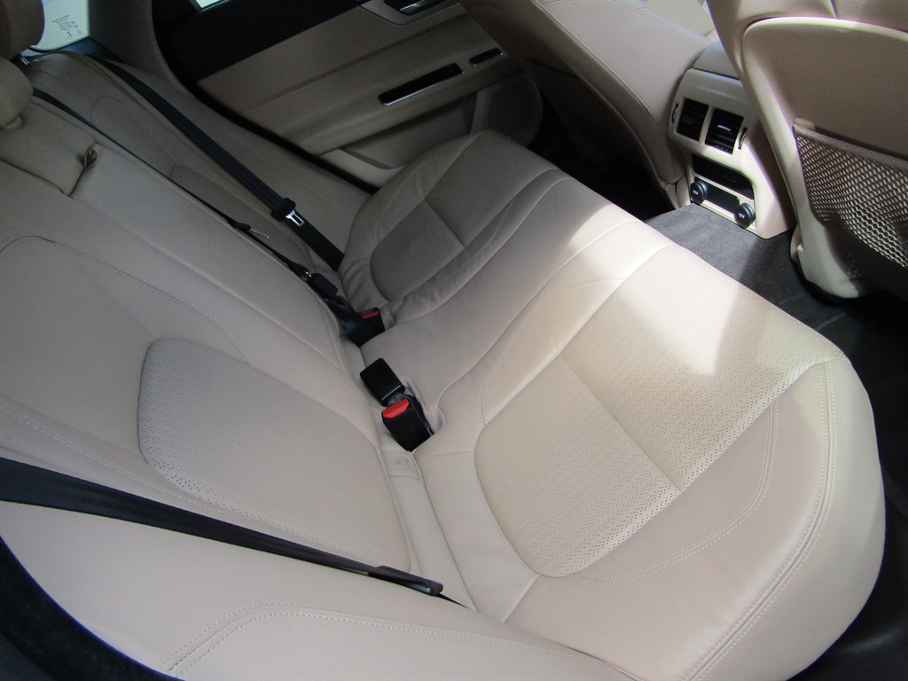 2016 Jaguar XF - $13,800