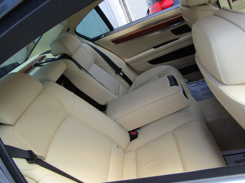 2010 BMW 750li - $9,500