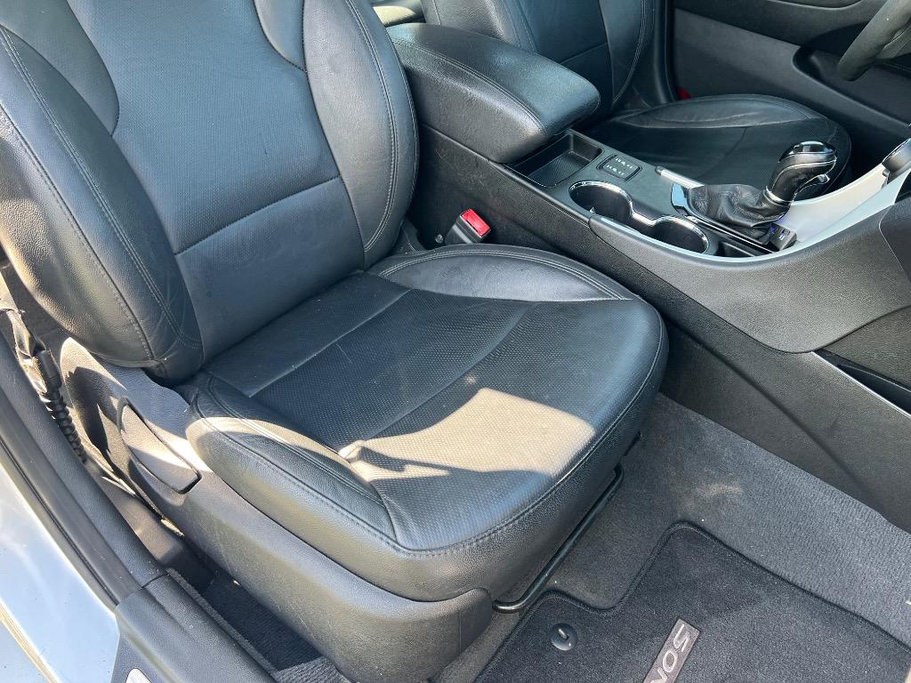 2013 Hyundai Sonata SE 2.0T photo