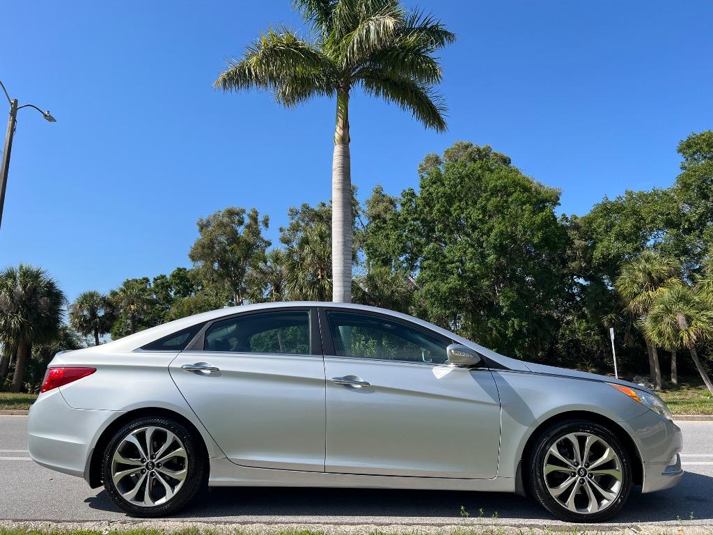 2013 Hyundai Sonata SE 2.0T photo